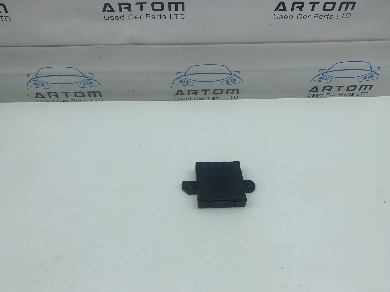 CHRYSLER 300C LX FRONT DRIVER SIDE DOOR CONTROL MODULE 05026612AI
