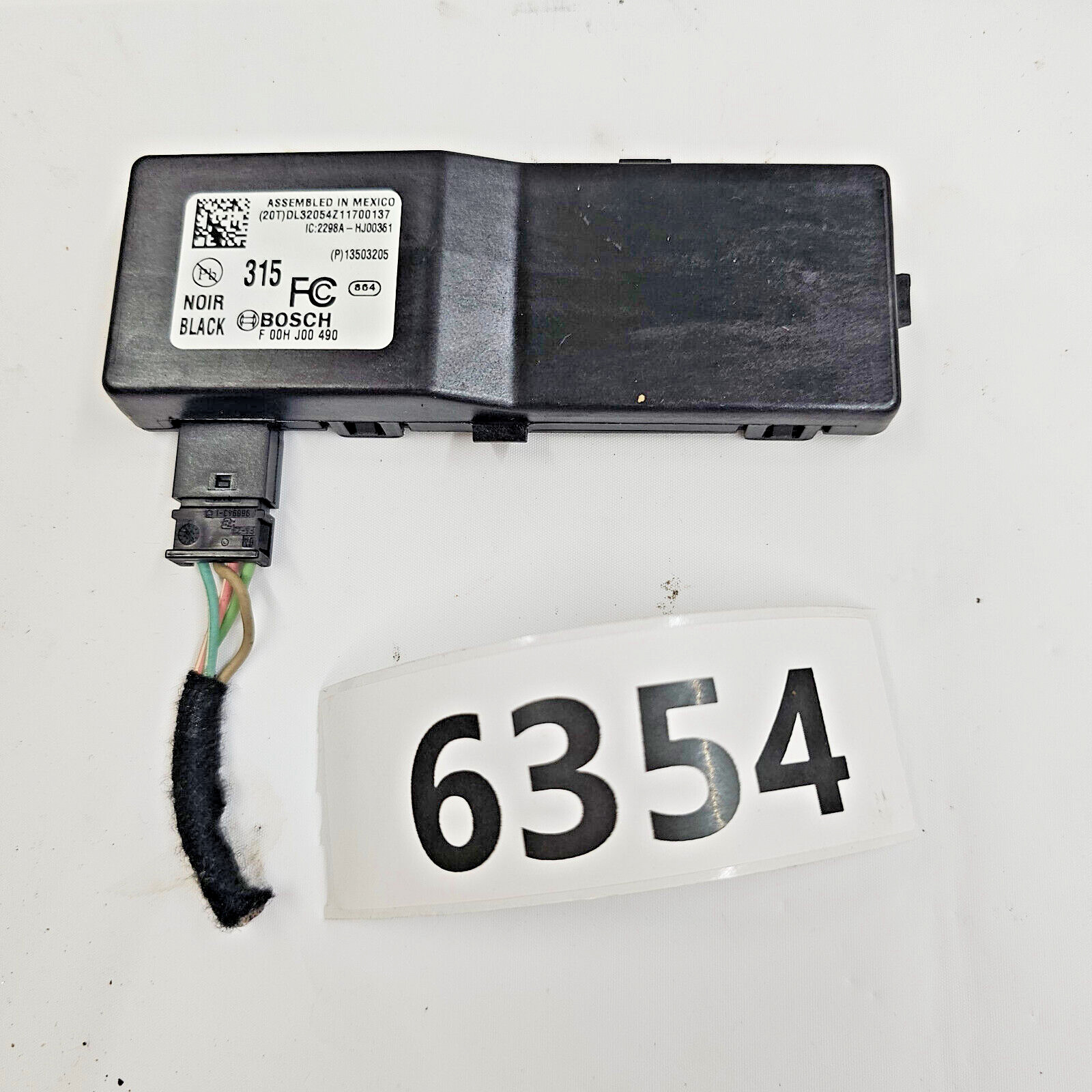 10-17 Chevrolet Equinox Keyless Entry Locking Receiver Control Module 13503205