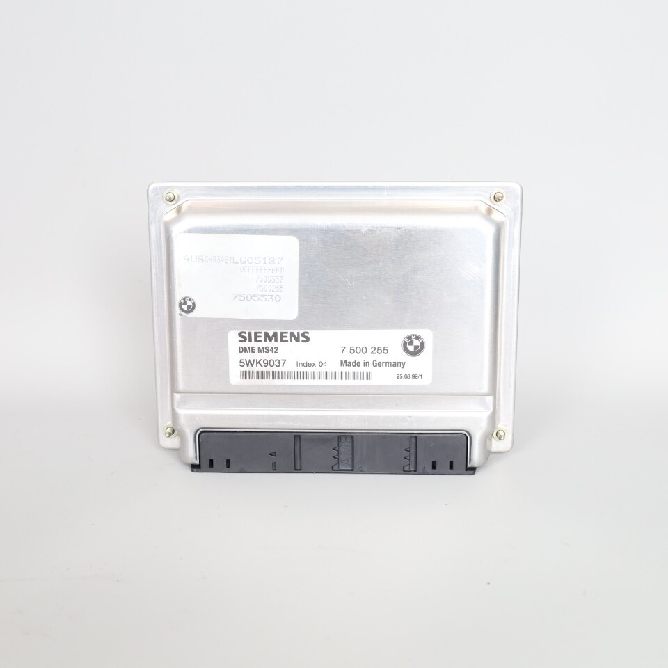 1999-2000 BMW Z3 2.5L ECU Engine Computer 12147505530 OEM