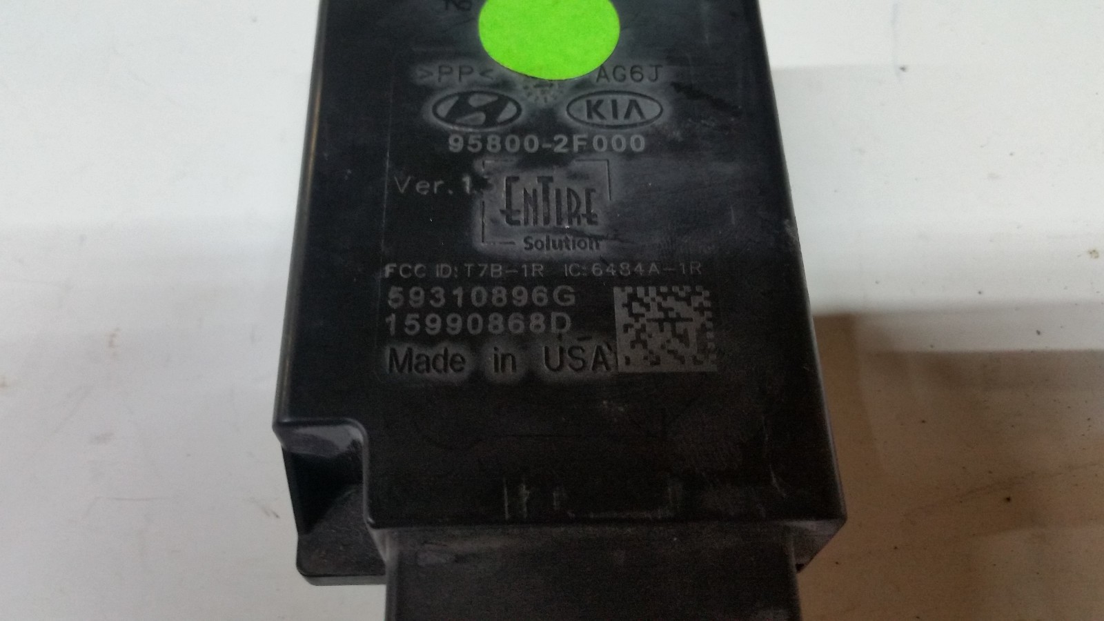 2009 Kia Sportage TPMS Tire Pressure Monitor Control Module 95800-2F000 OEM