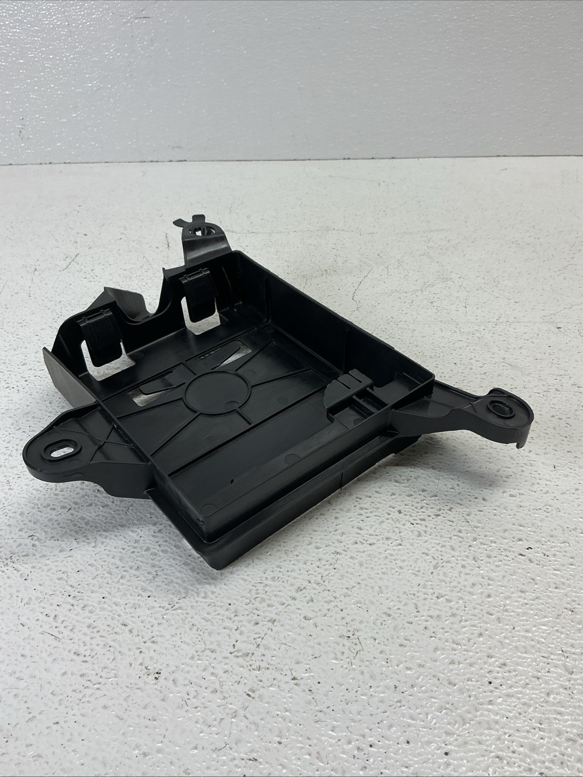 12-18 Audi A6 QUATTRO C7 Body Comfort Keyless Access Control Module Holder OEM