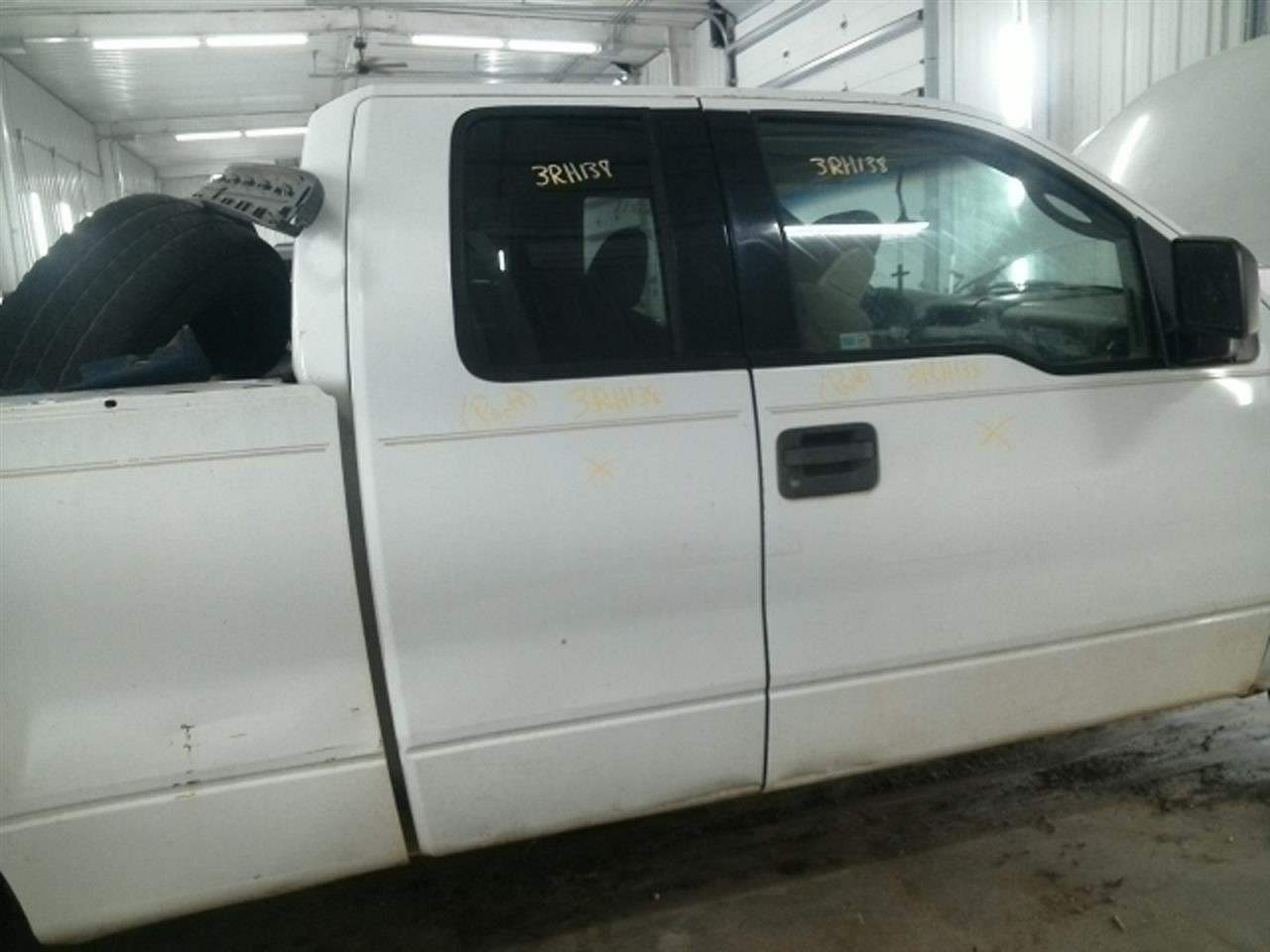 Chassis ECM Fuel Pump Frame Mounted Fits 04-08 FORD F150 PICKUP 104936597