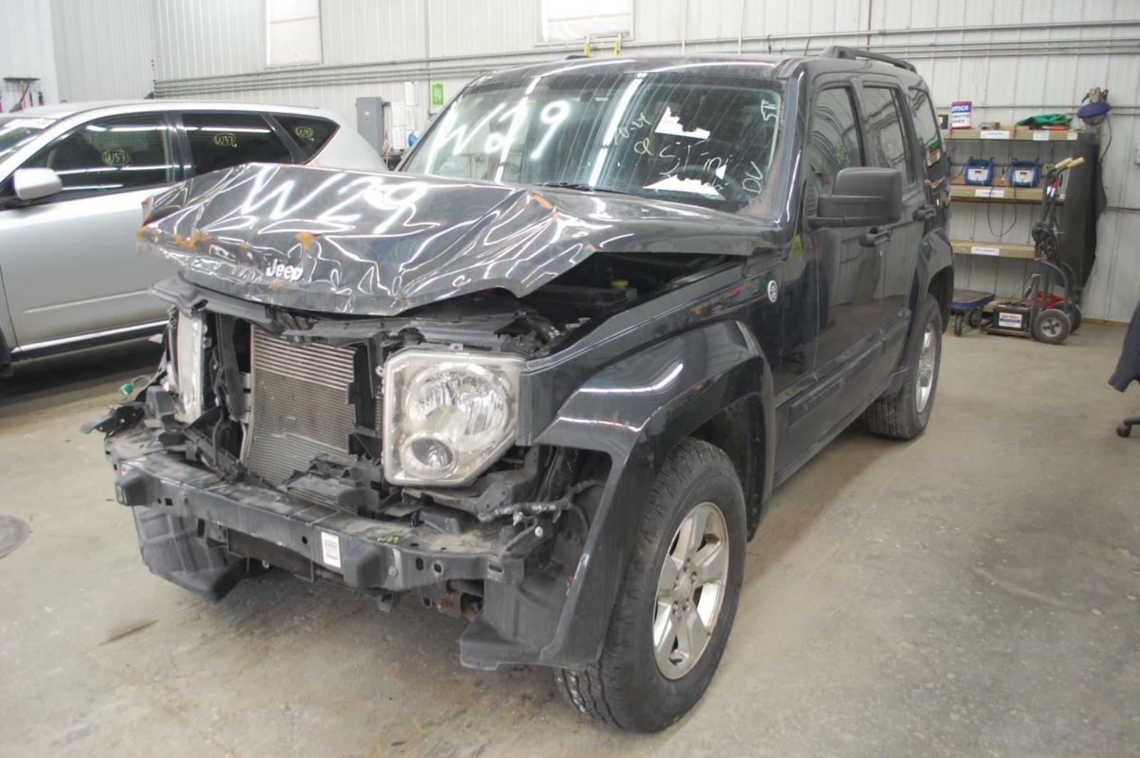 2010 LIBERTY STABILITY ECU 56029433AB