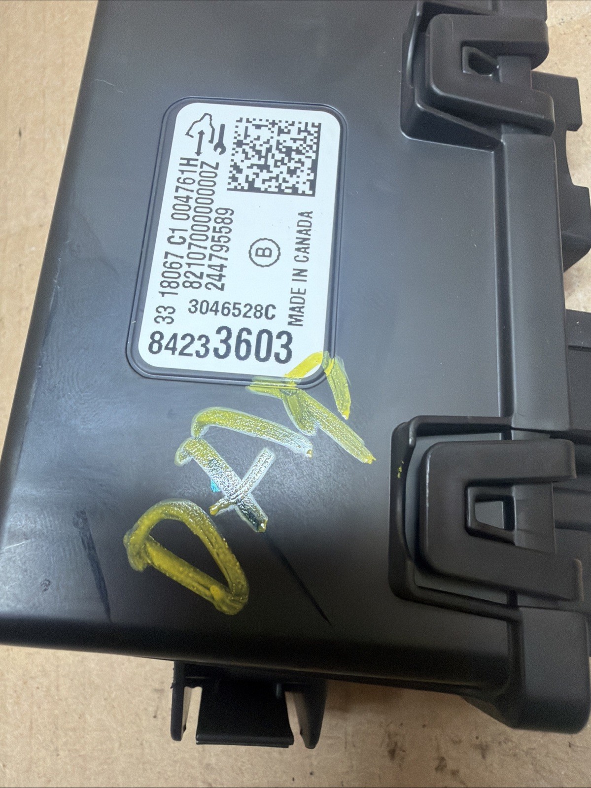 2018-2021 Buick Enclave Tailgate Control Module 84233603