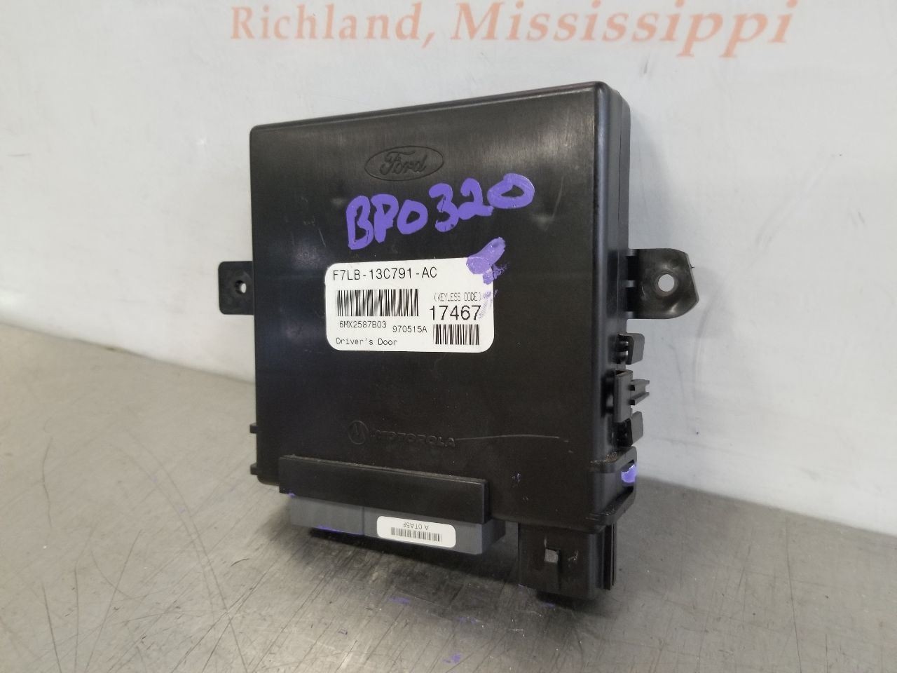 97 1997 LINCOLN MARK VIII THEFT LOCKING KEYLESS ENTRY CONTROL MODULE F7LB13C791A
