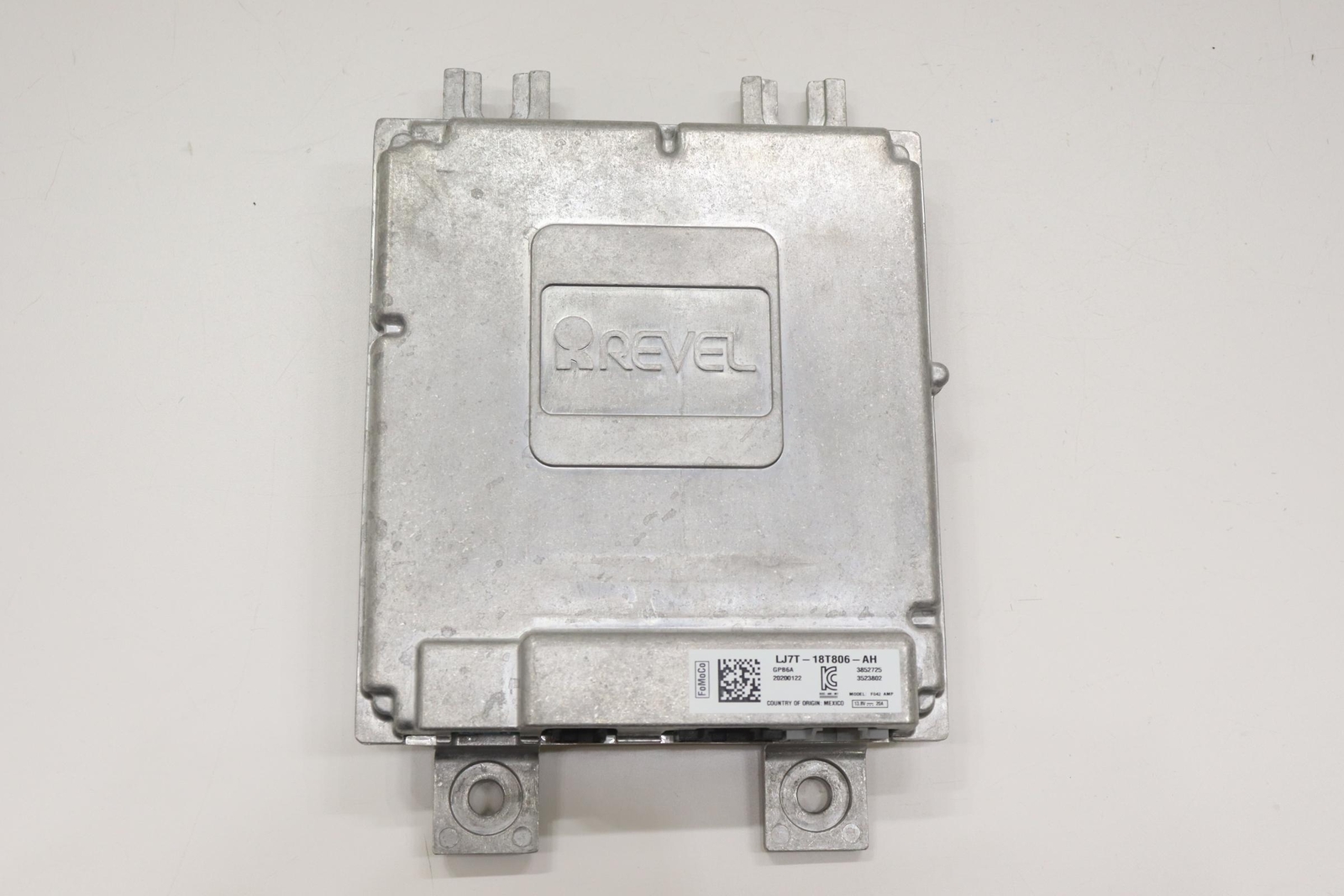 2020 – 2025 LINCOLN CORSAIR AUDIO SOUND SYSTEM AMP AMPLIFIER MODULE UNIT OEM