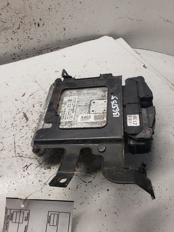 2014-2018 Kia Forte Engine ECM Electronic Control Module 2.0L VIN 7 OEM 1365755