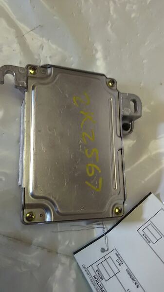 Chassis ECM Transmission Right Hand Kick Panel Fits 03 CIVIC 467005