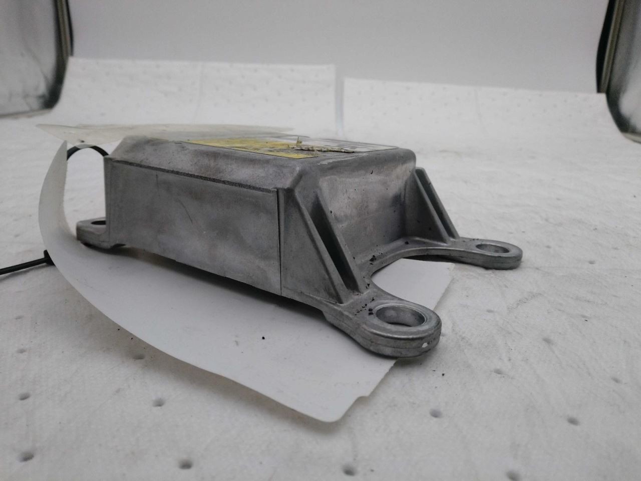 Chassis ECM SRS Control Under Console Fits 07-09 CAMRY 623145