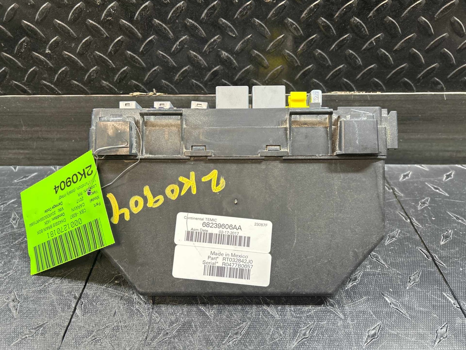 15-20 CARAVAN Multifunction Module 68239606AA integrated power control