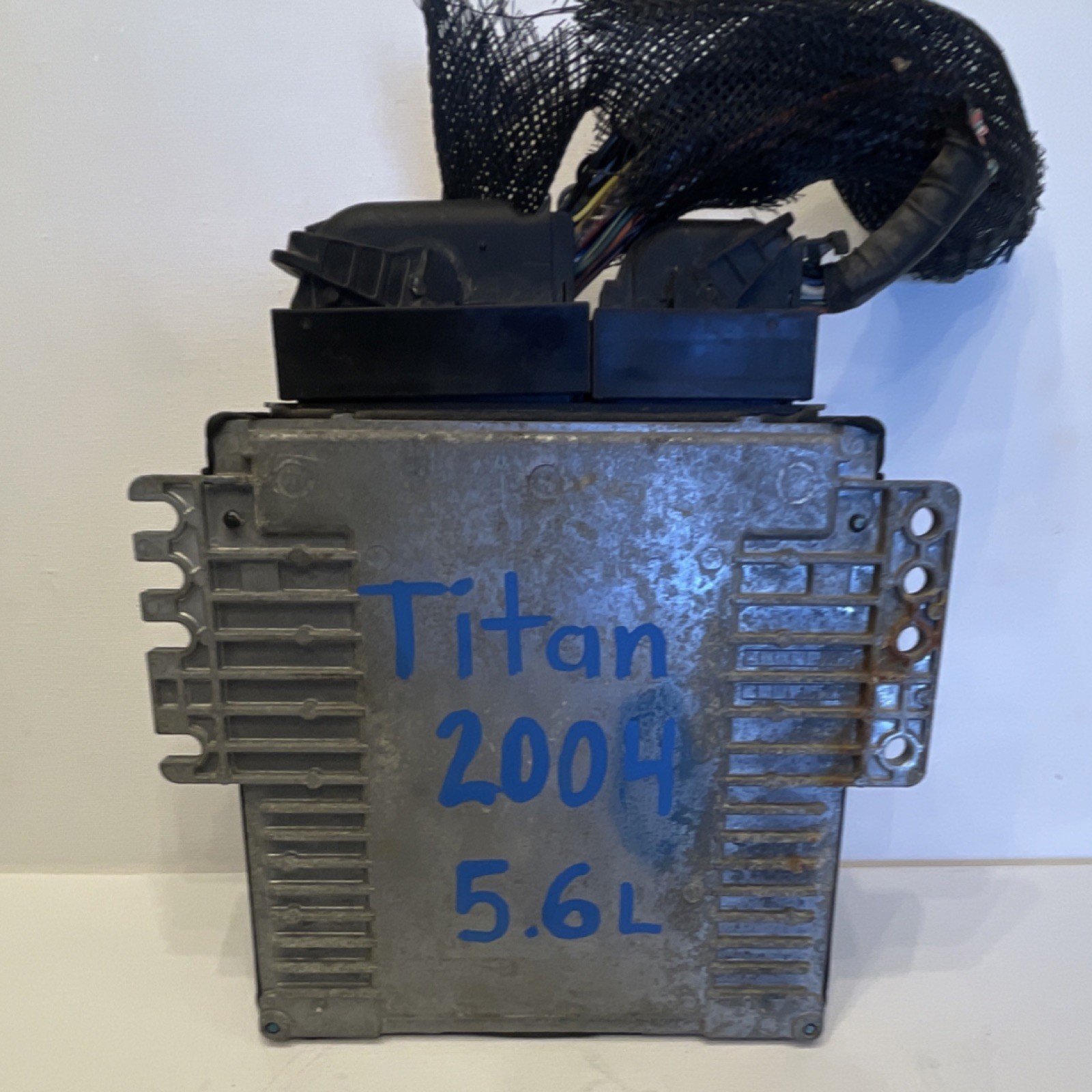 2004 Nissan Titan Engine Control Unit ECU Module MEC33651A1 735-9A6 #723ECM