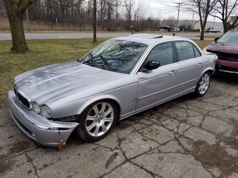 Engine ECM Electronic Control Module Thru VIN G10032 Fits 04 XJ8 136482