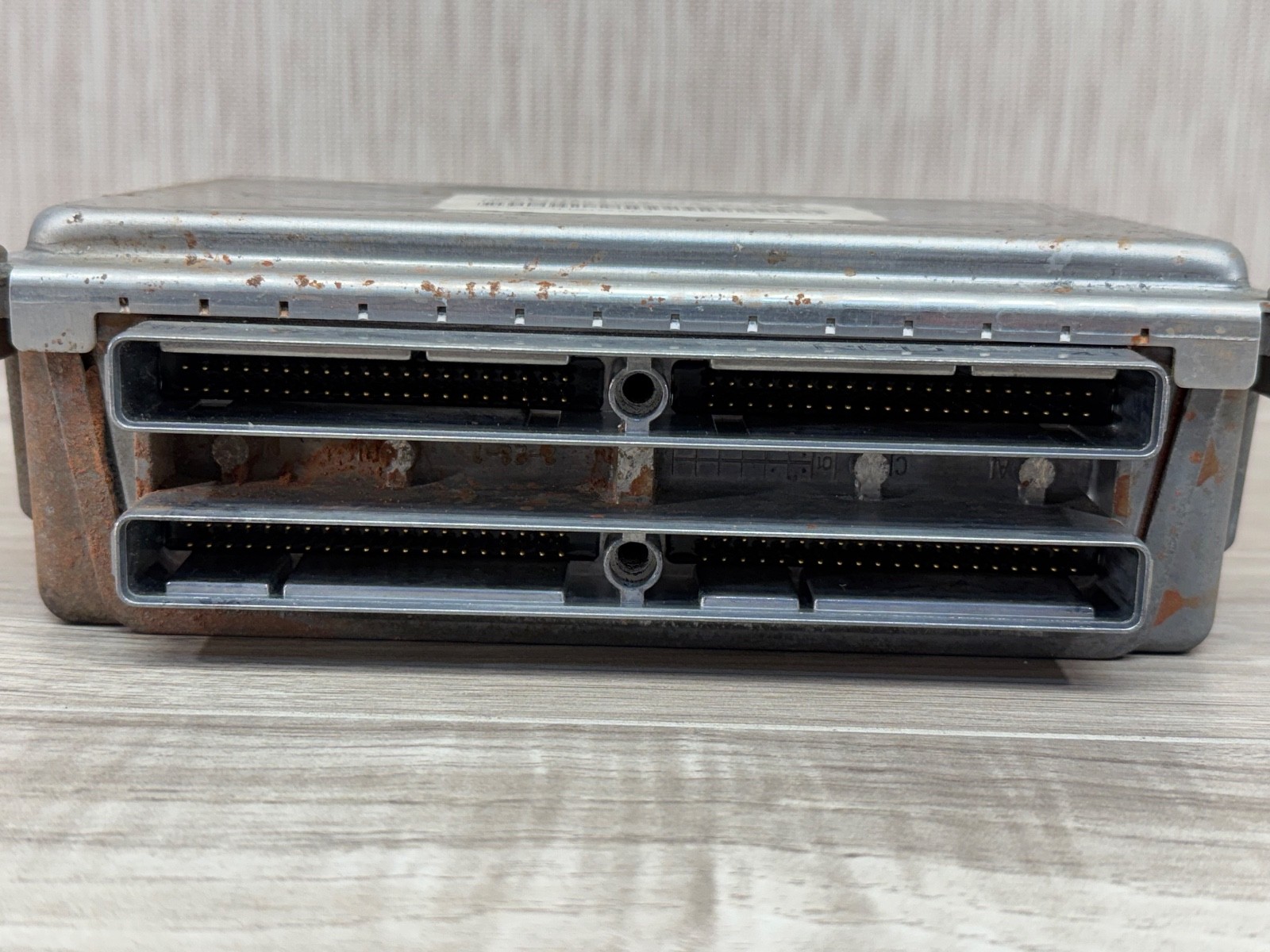 2002 GMC Yukon V8 5.3L 4×2 ECM ECU PCU Engine Computer Module OEM.