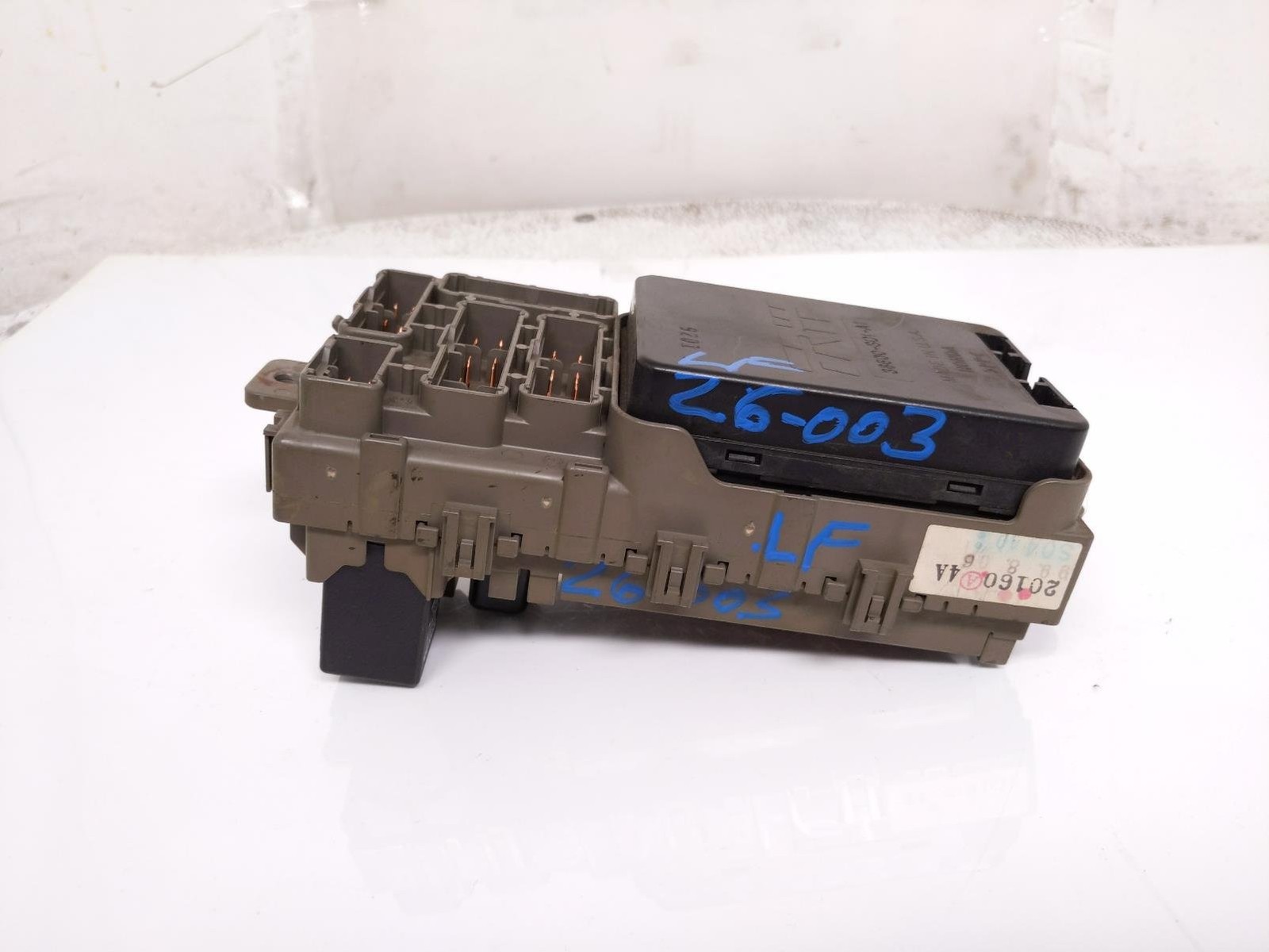 1999-2000 Honda Civic Cabin Room Inside Fuse Box 38200-S04-A01