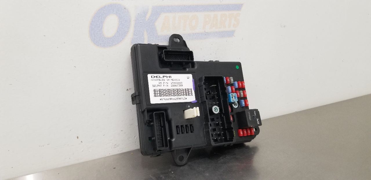 07 CHEVY CORVETTE C6 BODY CONTROL MODULE BCM 15916669