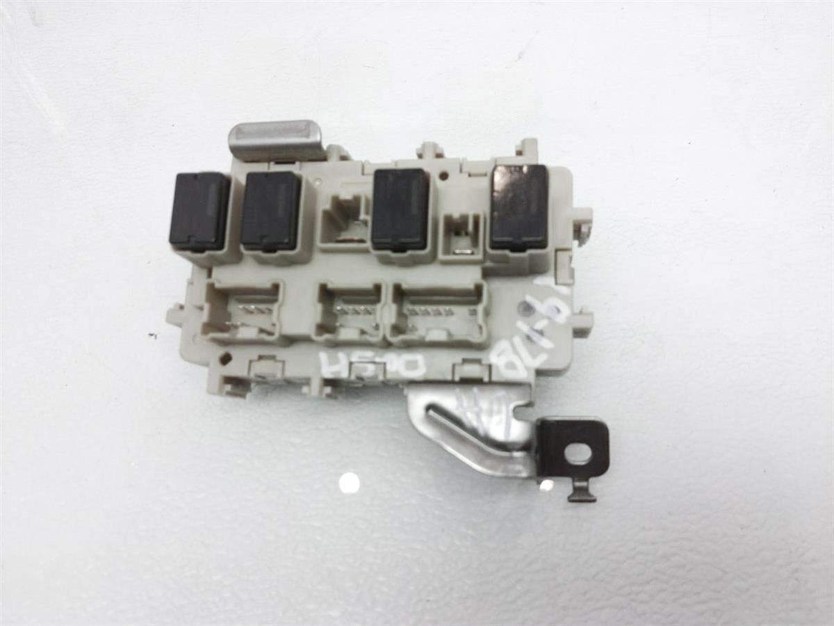 2016-2018 Nissan Maxima Cabin Room Inside Fuse Box 24350-4Ra0a