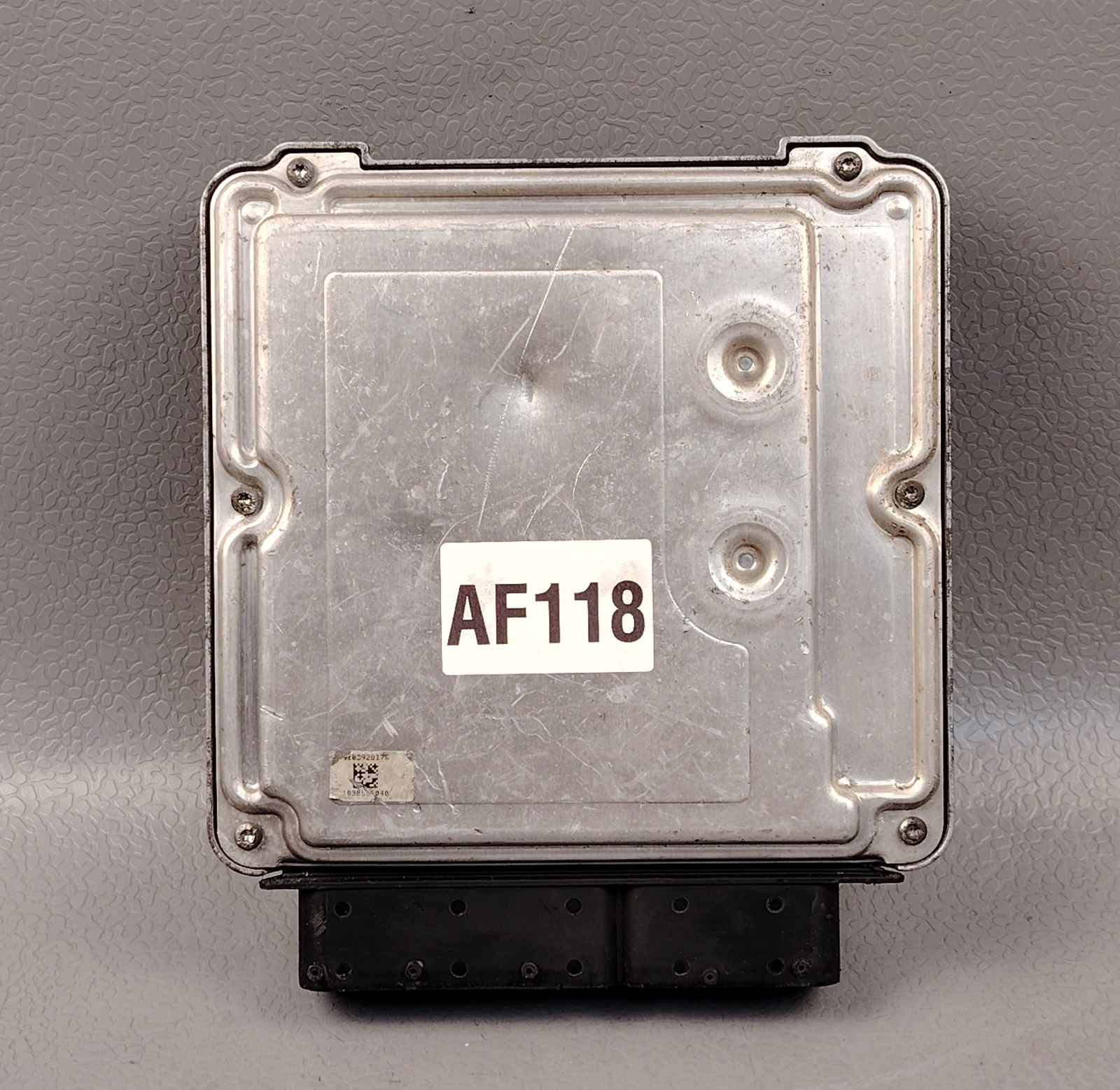 KIA GRAND CARNIVAL R DIESEL ENGINE CONTROL MODULE ECD ECU ECM 0281017952