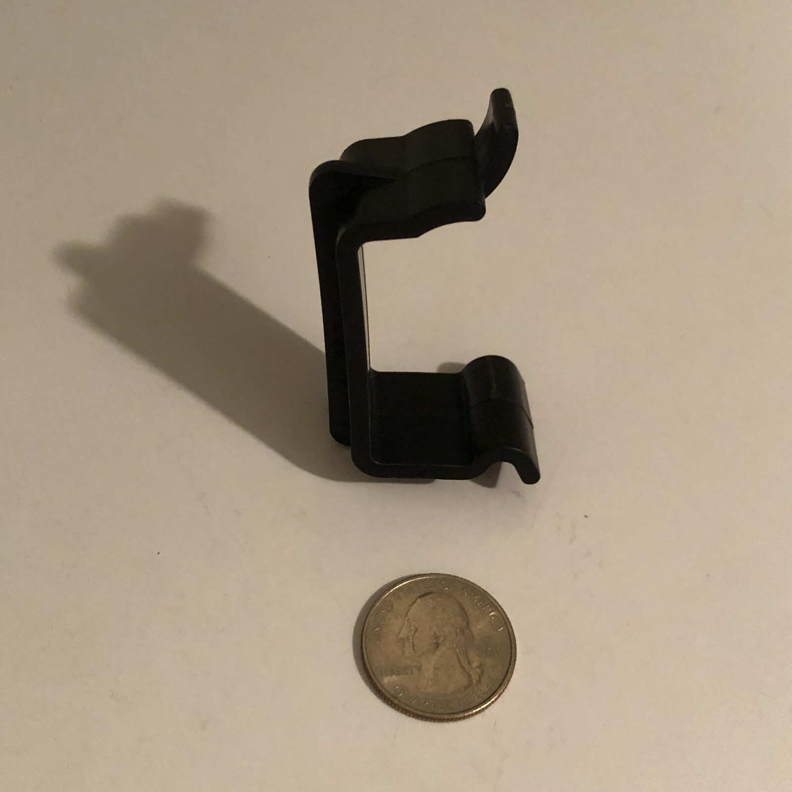 Ford E6EF-12B518-AA Engine Computer PCM Plastic Retainer Clip OEM
