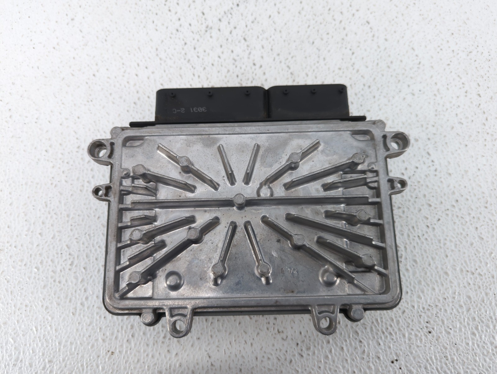 Volvo V60 Engine Computer Ecu Pcm Ecm Pcu Oem H5M1U
