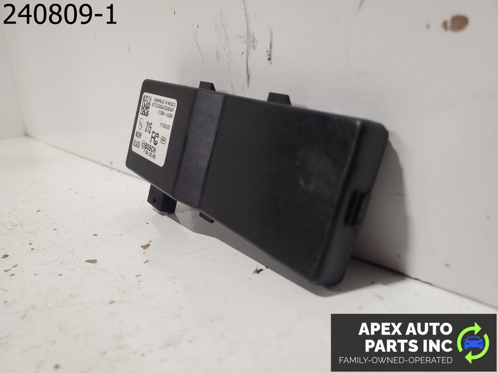 OEM 2011 Chevrolet Equinox 2.4L Keyless Key Less Entry Receiver Module 13503205