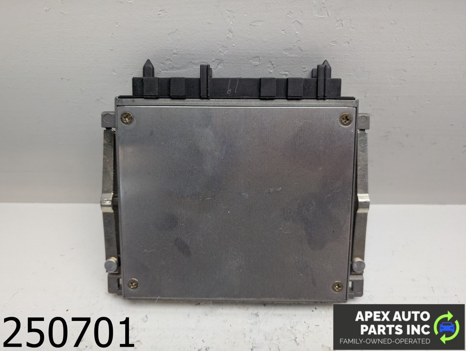 OEM 1993 Mercedes 300SE 3.2L Under hood GAS ECU Engine Control Module