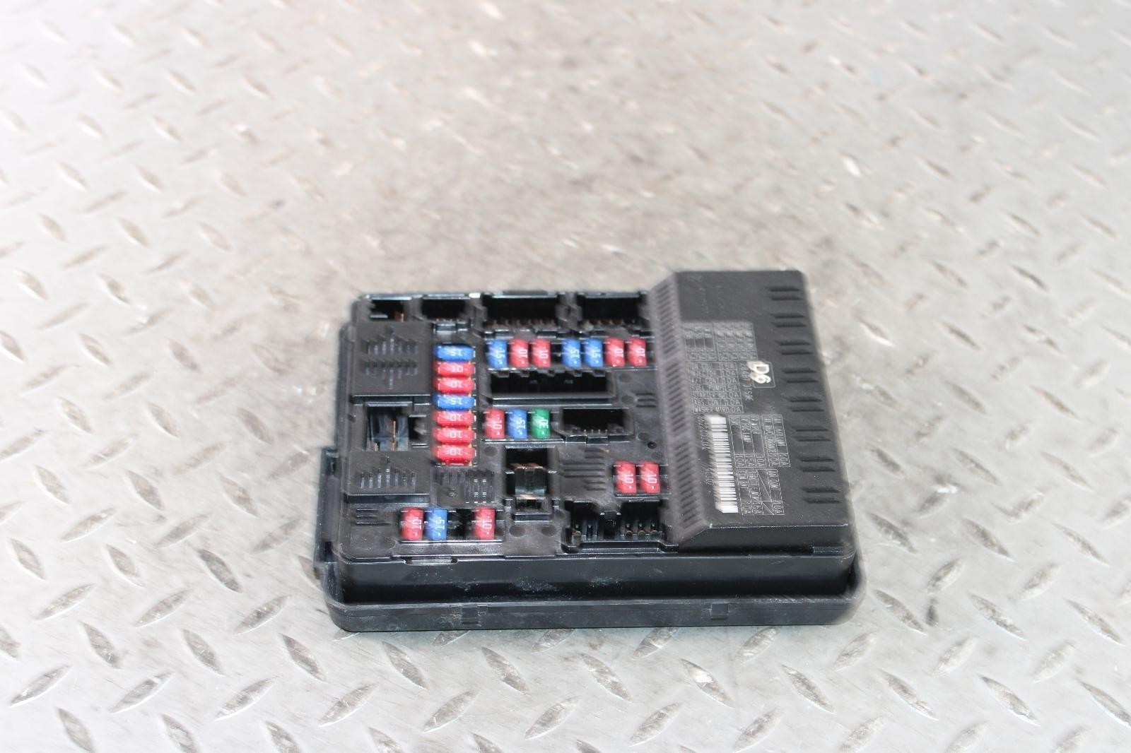 15-18 Altima Electronic Motor Engine IPDM Fuse Relay Box Housing OEM Factory WTY