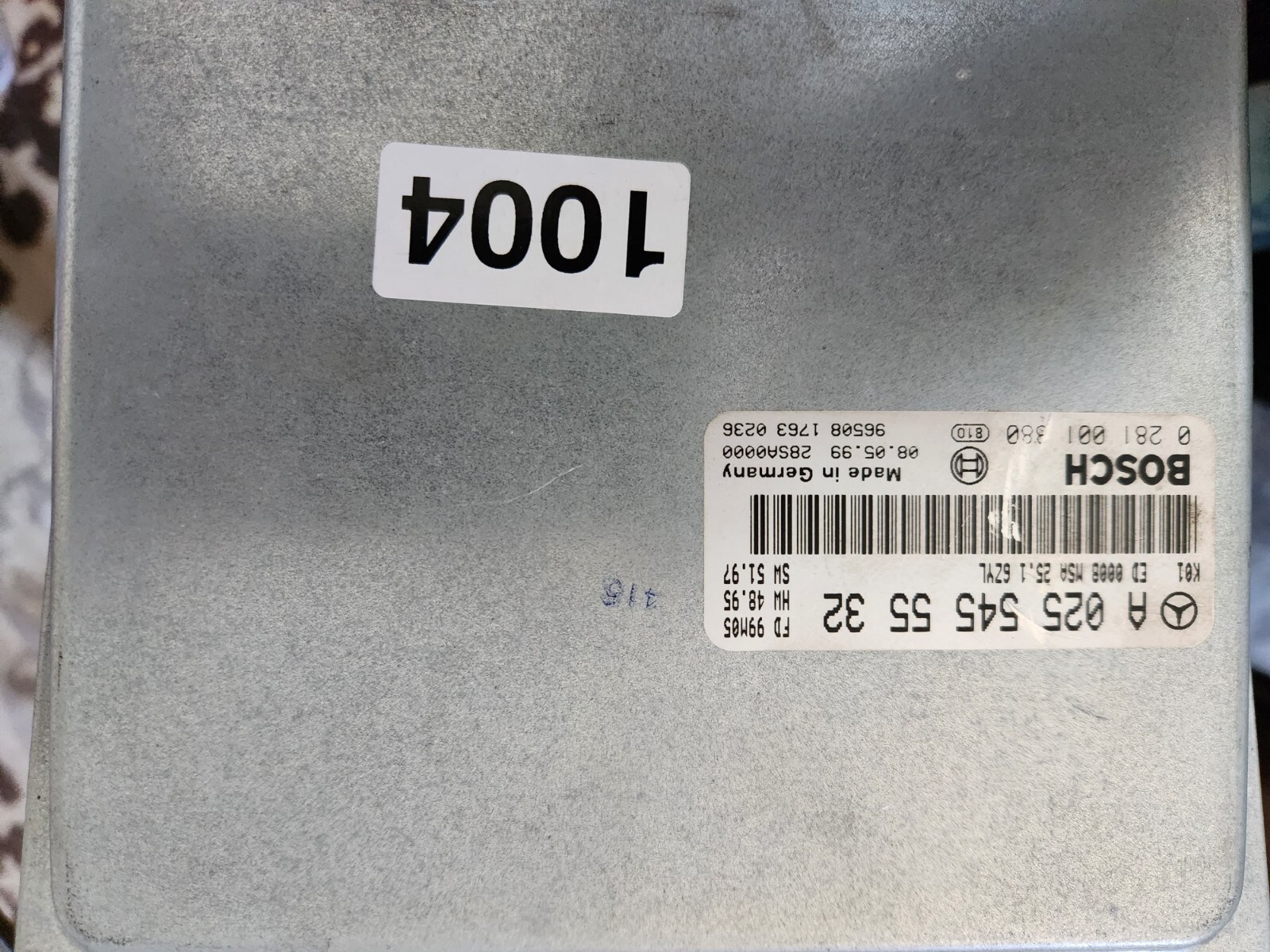 1998 1999 Mercedes W210 E300D Turbo Diesel under hood Bosch ECU A0255455532