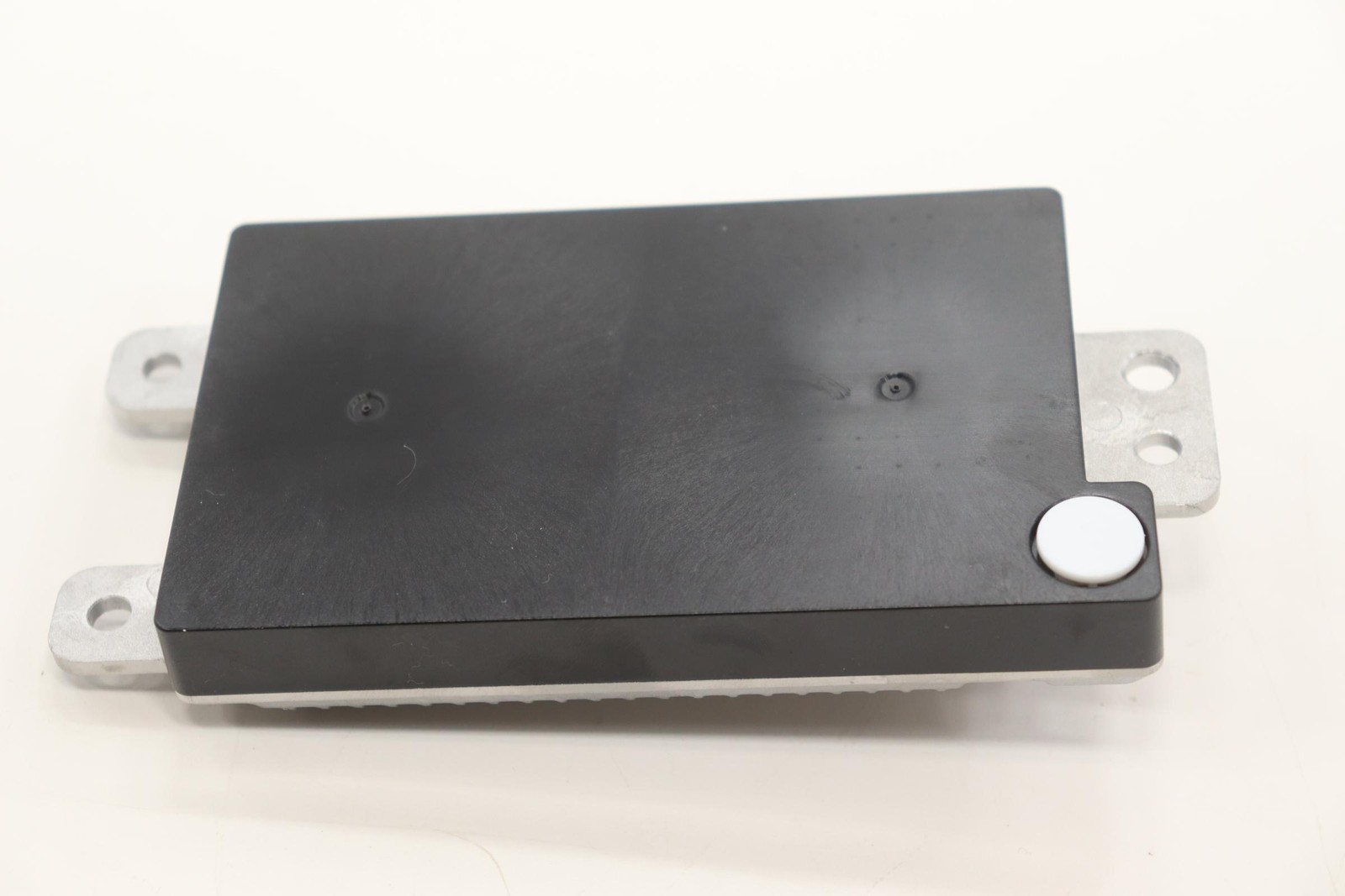 2019 – 2023 MAZDA CX-9 WIRELESS CHARGING CONTROL MODULE OEM TC3M66CH0B