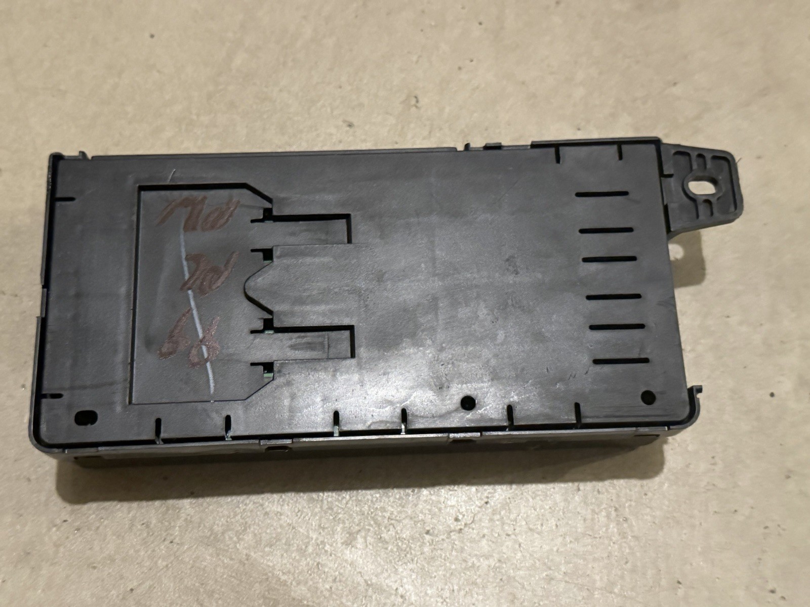 XL5T-14B205-EC Ford Ranger Mazda PL PW ESOF 4X4 GEM Computer Module 2000