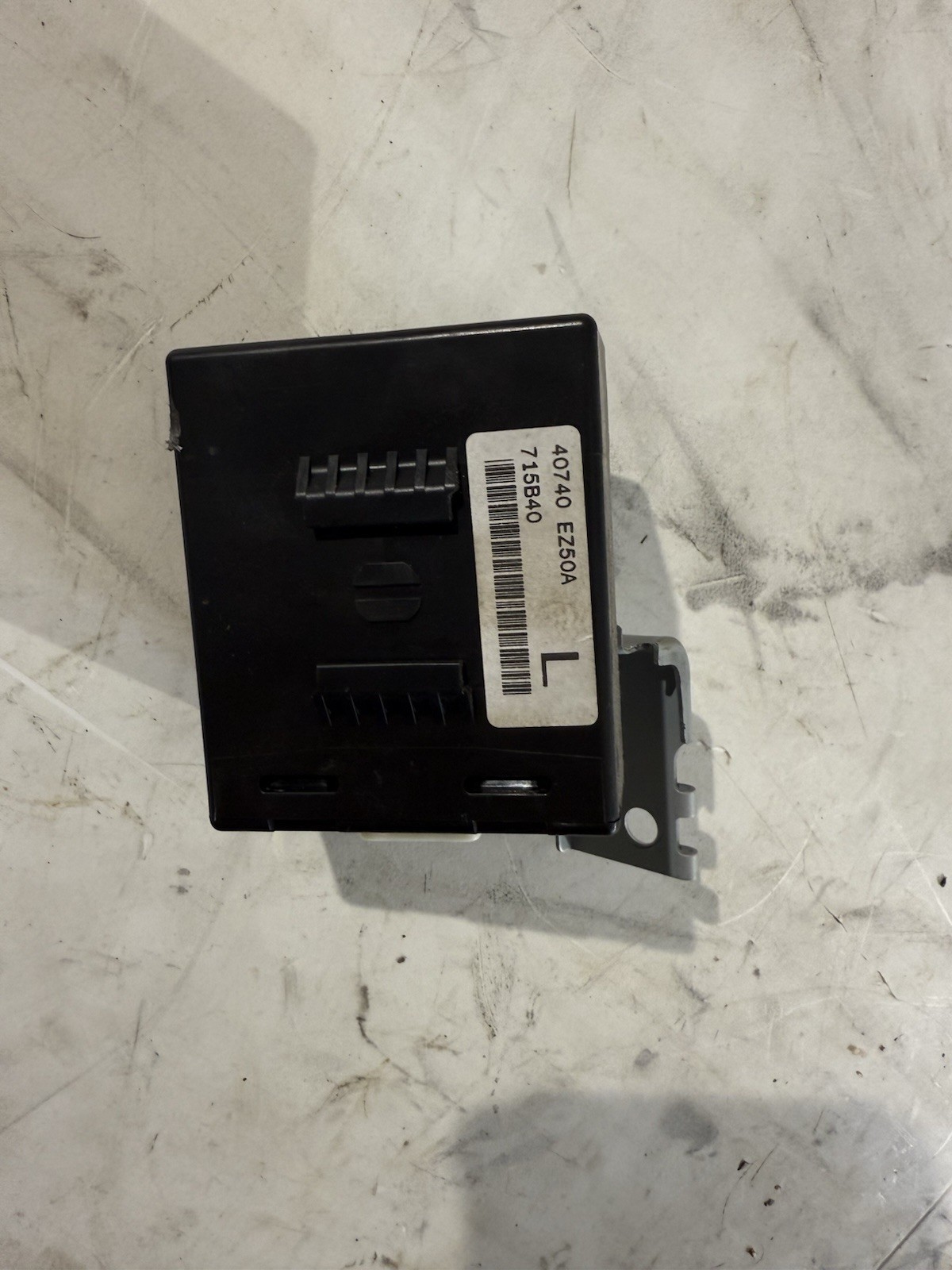 2016-2019 NISSAN TITAN XD TIRE PRESSURE ANTENNA RECEIVER MODULE 40740EZ50A OEM