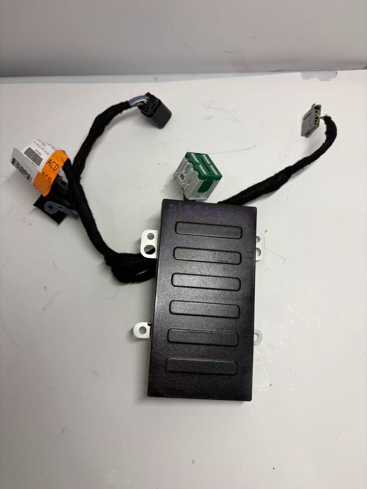 2021 FORD EDGE CONSOLE WIRELESS CHARGING CONTROL MODULE OEM M1PT-19J235-AA