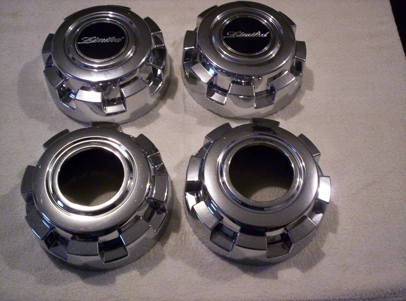 99-05 Ford Excursion F250 F350 4×4 Limited 4 OEM Center Caps 3C341A096AA