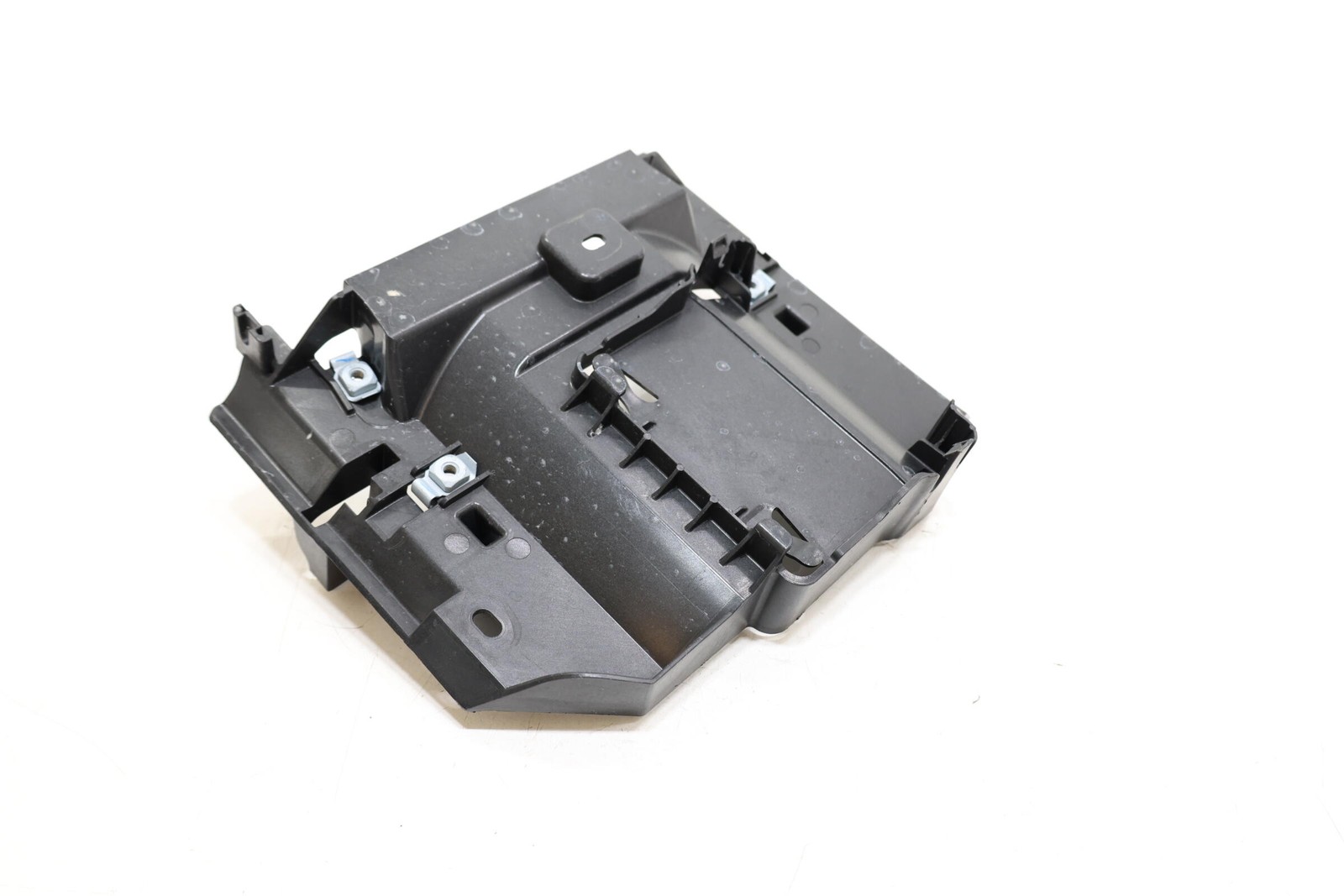 2022 – 2025 JEEP WAGONEER ENGINE CONTROL MODULE MOUNT BRACKET OEM 68474167AB
