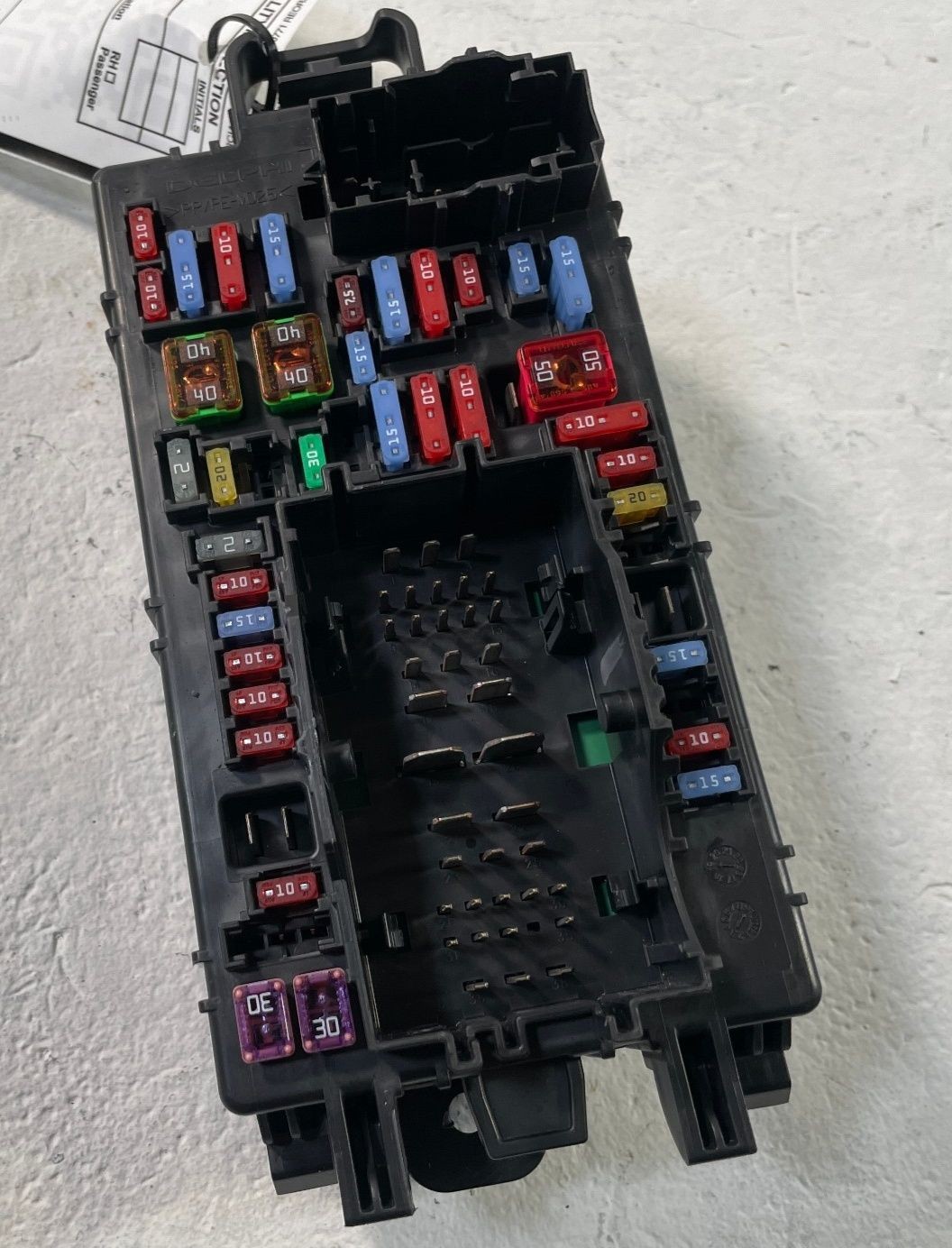 19-22 CHEVROLET SILVERADO 1500 INTERIOR CABIN FUSE RELAY JUNCTION BOX # 109373