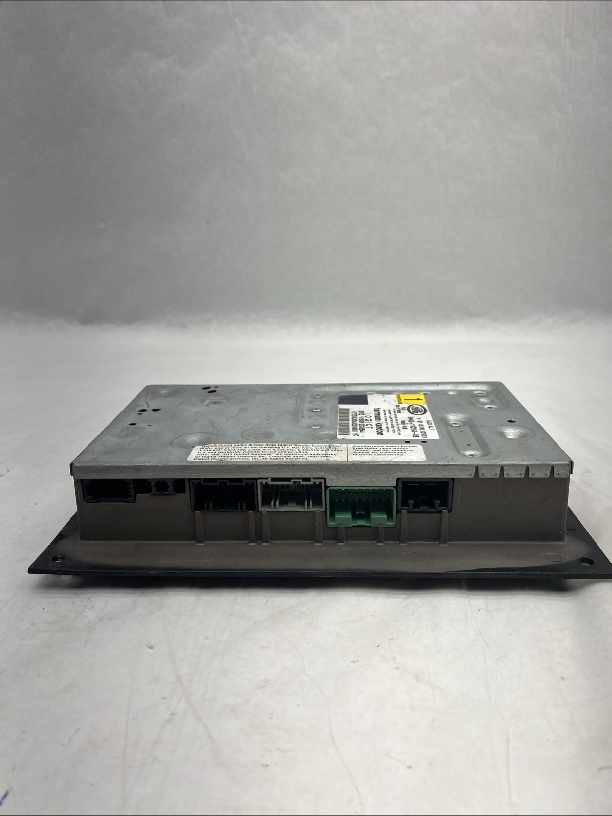 Factory OEM Harman Kardon Logic7 Radio Amp Amplifier for 05-11 Range Rover Sport