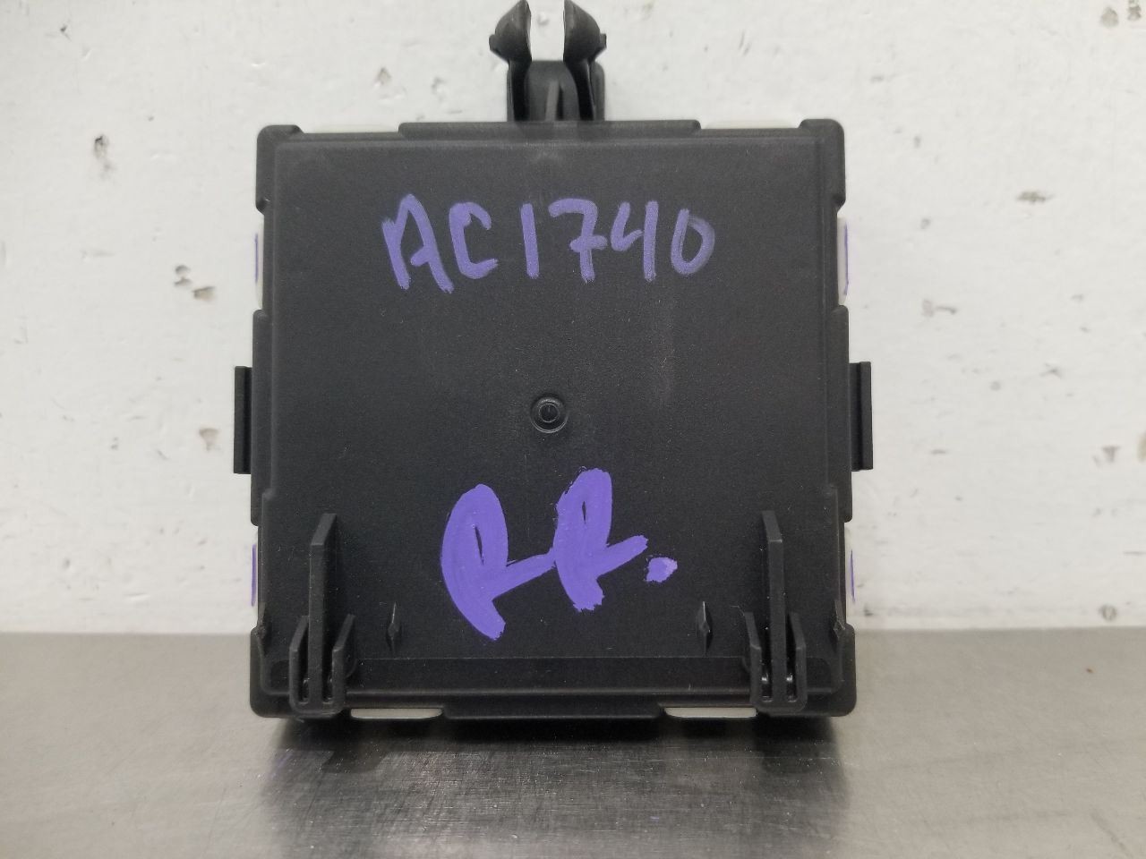 19 MERCEDES BENZ AMG GT63S X290 DOOR CONTROL MODULE REAR RIGHT PASSENGER