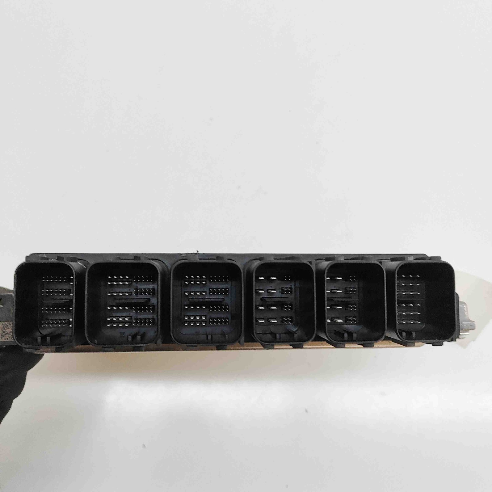 BMW 5 G30 Engine Control Unit 5A23E06 2.0 Gasoline / Electric 185 kW 32594888