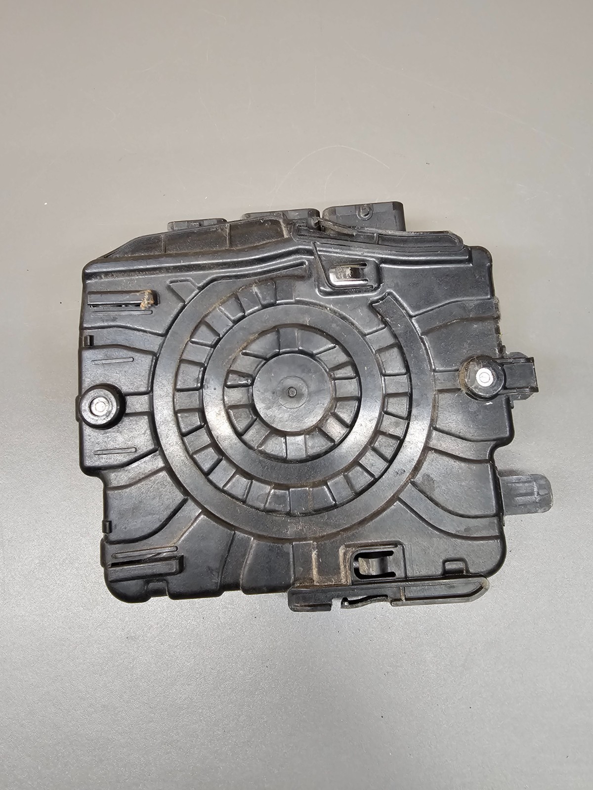 Peugeot 208 Valeo Engine Control Unit ECU 1.0L Petrol 2012-2015 9805321980 Used