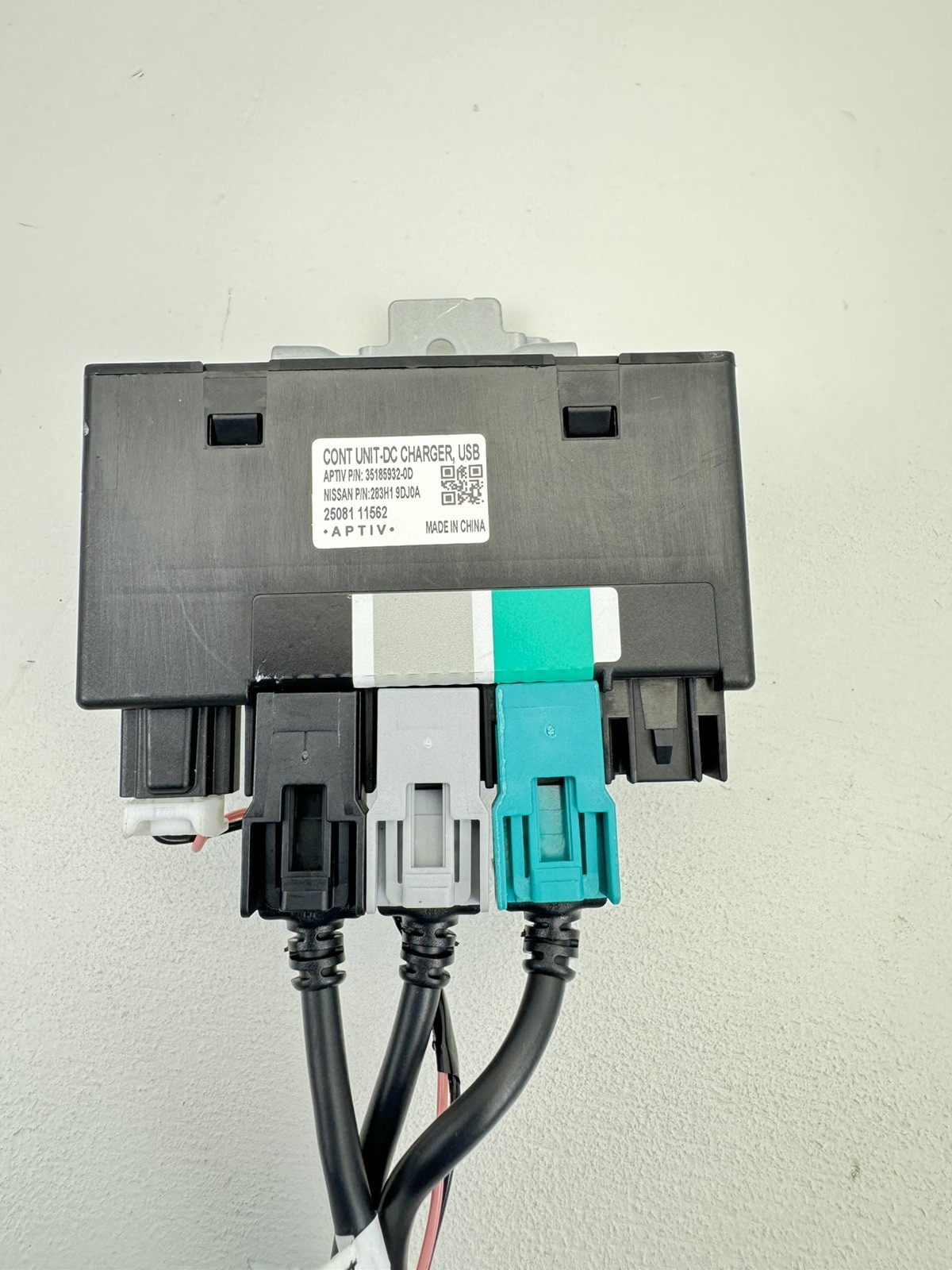 2019-2025 Nissan Charger USB Control Module Unit 283H1-9DJ0A