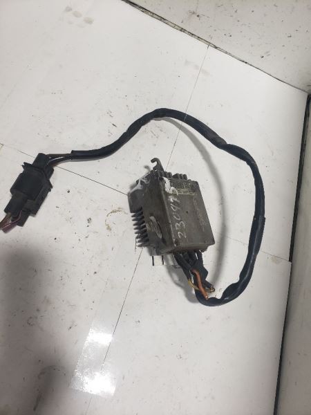 2002-2009 Audi A4 Control Module Cooling Mounted To Fan Shroud OEM 706838