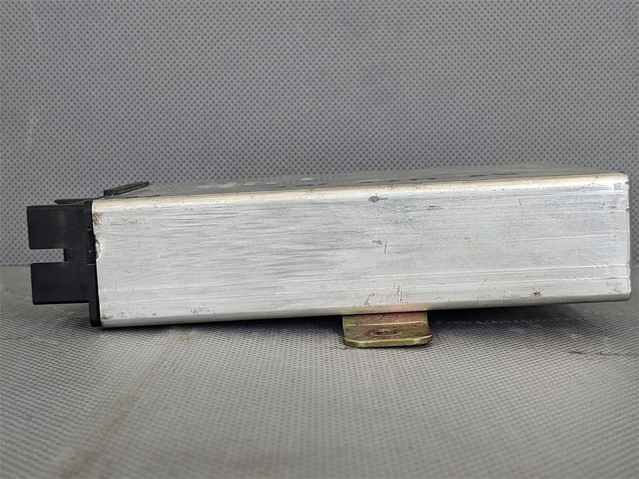 OEM 1988-93 Mercedes W124 300ECruise Control Amplifier 14 Pin Module 0055450532