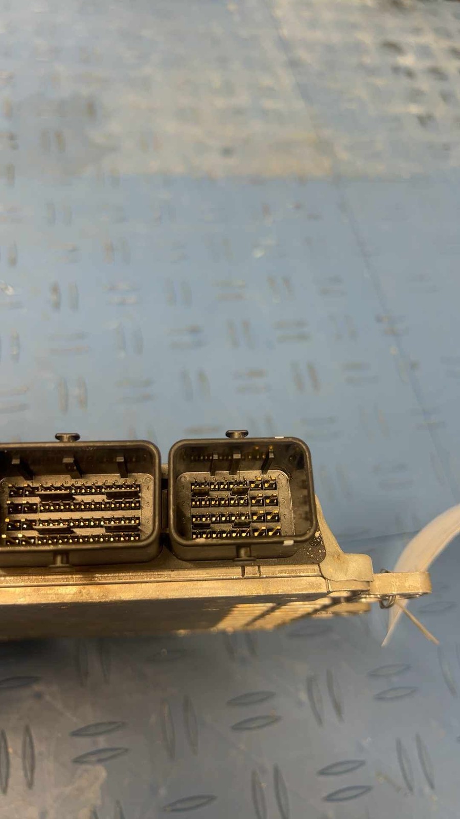 2011 Infiniti G37 Engine Control Unit Ecu Module Mec209-001 A1