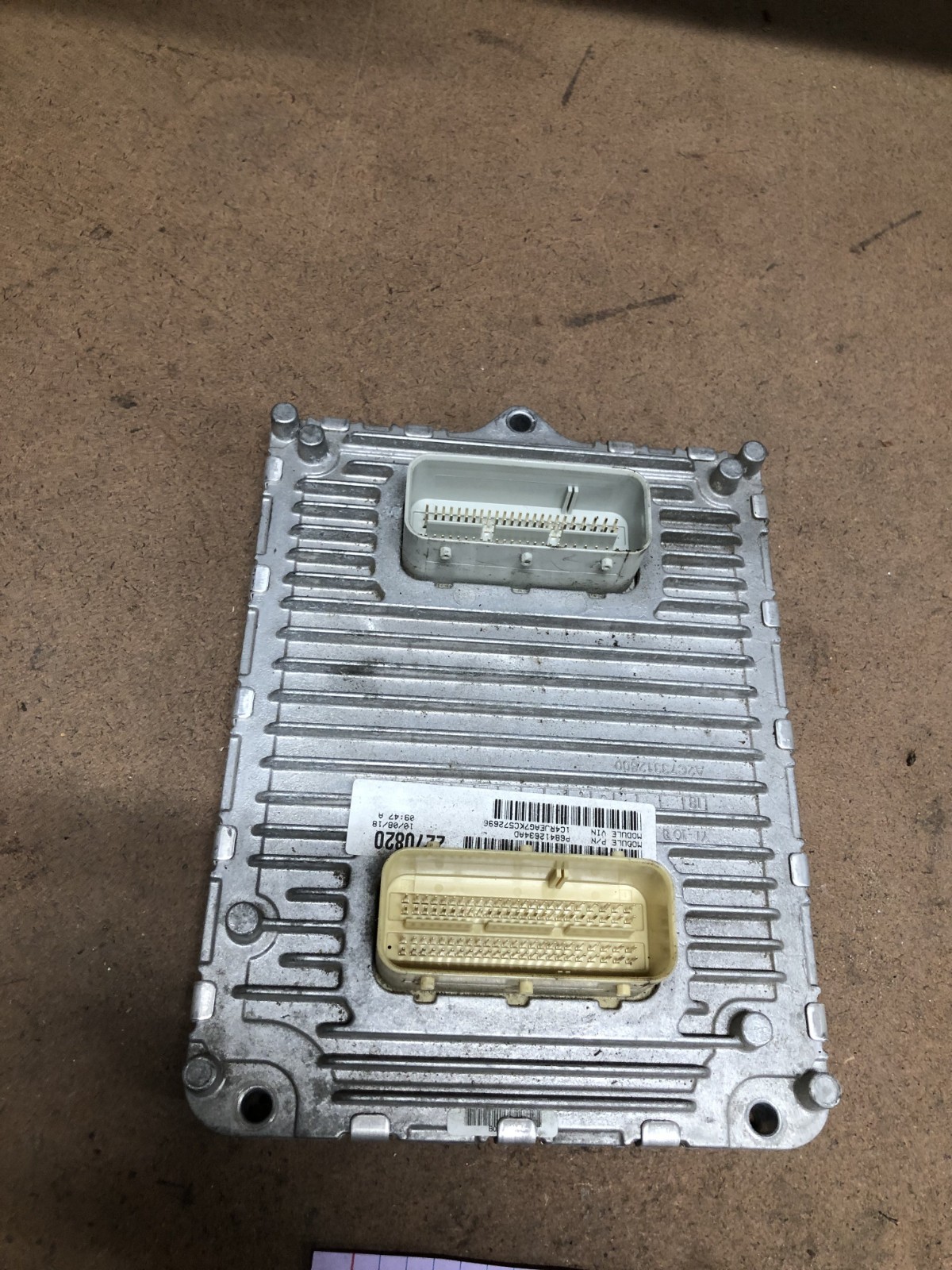 2018-2019 Jeep Grand Cherokee Engine Computer Control Module ECM ECU 68330924AA