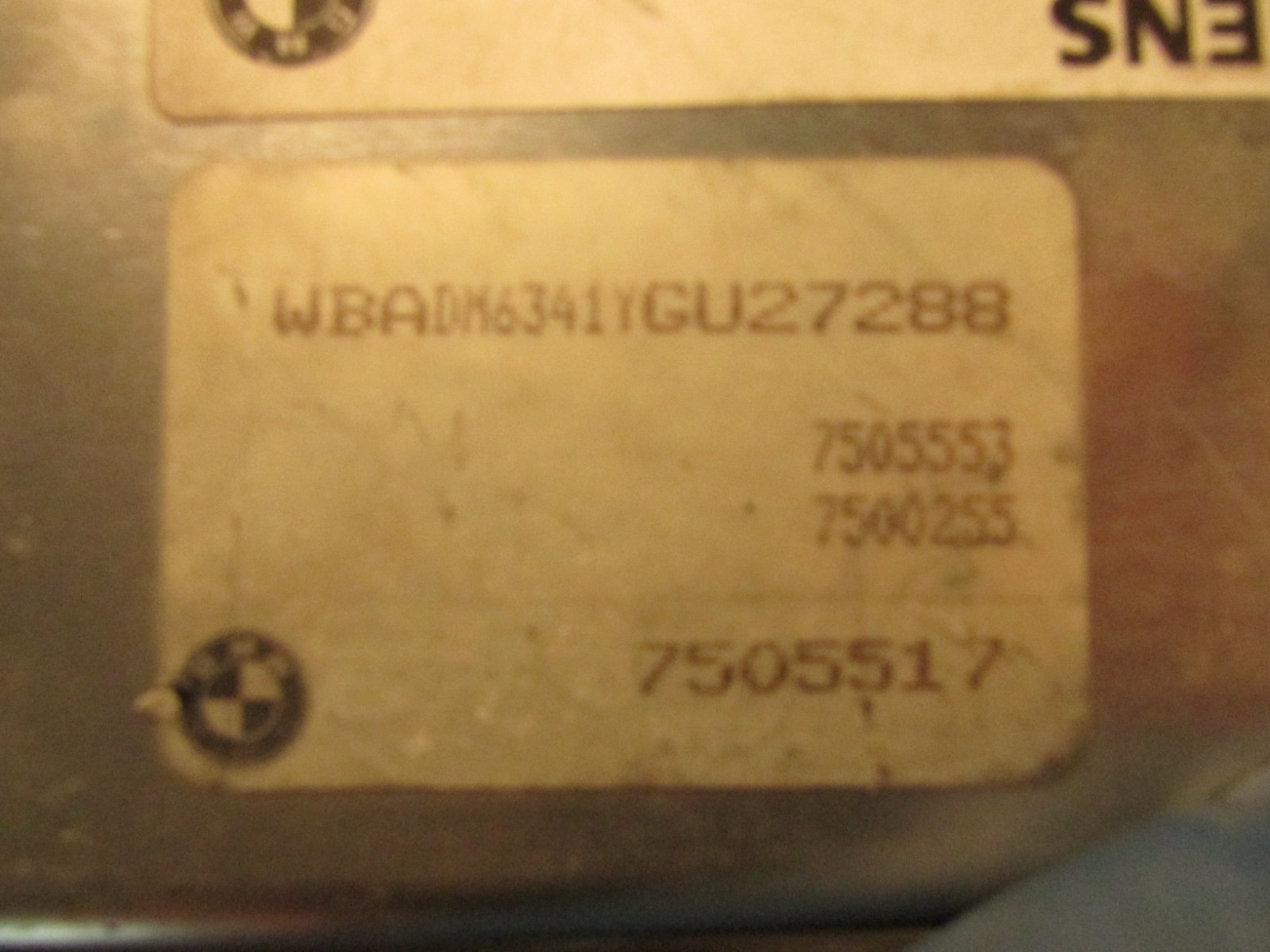 99-00 BMW 528i SDN ECU ECM COMPUTER 7505517
