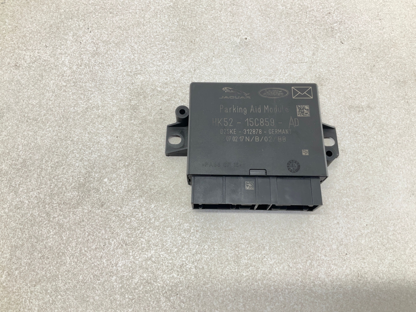 17-18 Land Rover Range Rover Rear Park Assist Control Module OEM CM