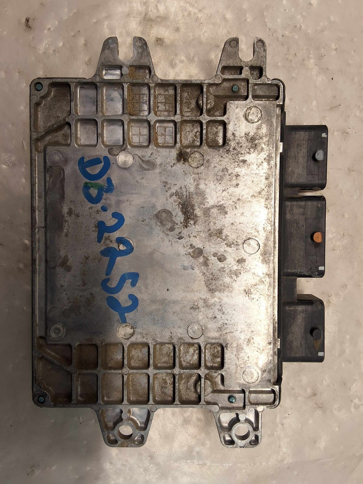 BEM337-300A2 6826A Engine/motor Brain Box CHEVY CITY EXPRESS 15 16 17