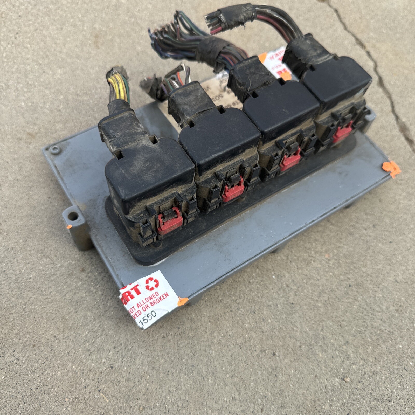 2011 Dodge Nitro 3.7L A/T Engine Computer P68079305 ECU Control Module ECM PCM