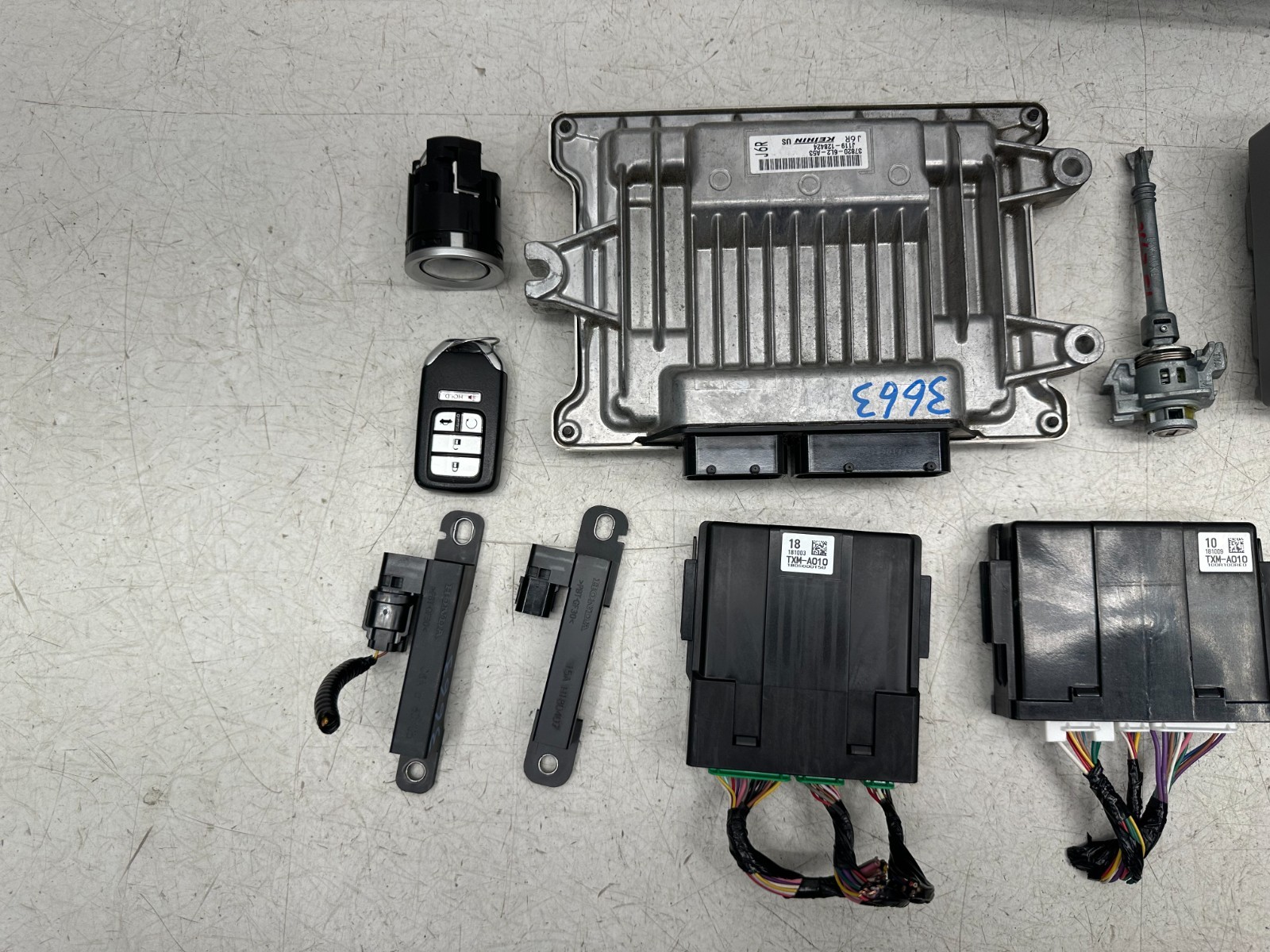2019 HONDA INSIGHT ECU IGNITION COMPUTER KEY SET MODULES W/ SPEEDOMETER, LOT3663