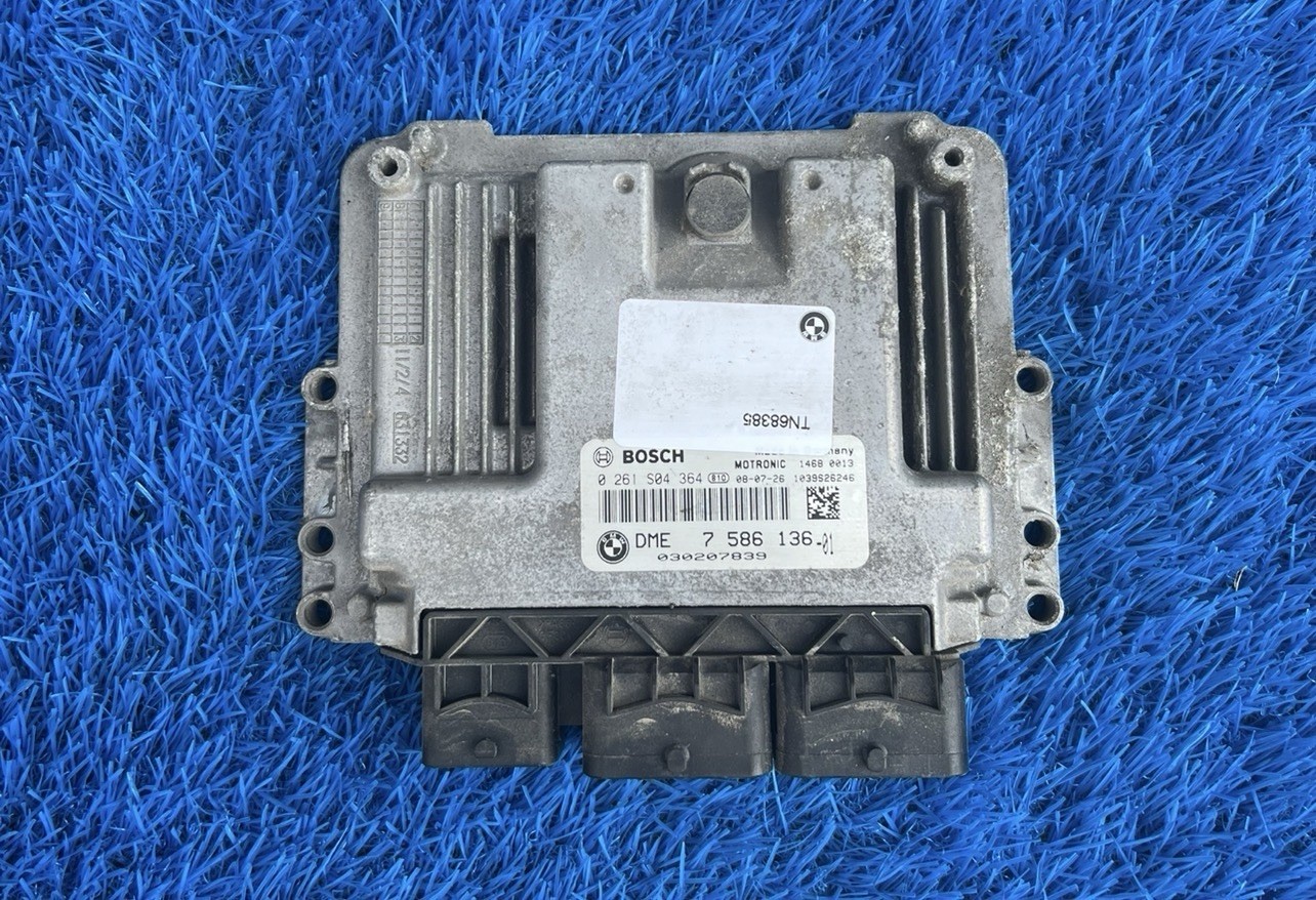 MINI COOPER 1.6L ENGINE CONTROL MODULE UNIT ECU ECM 0261S04364 DME 7586136