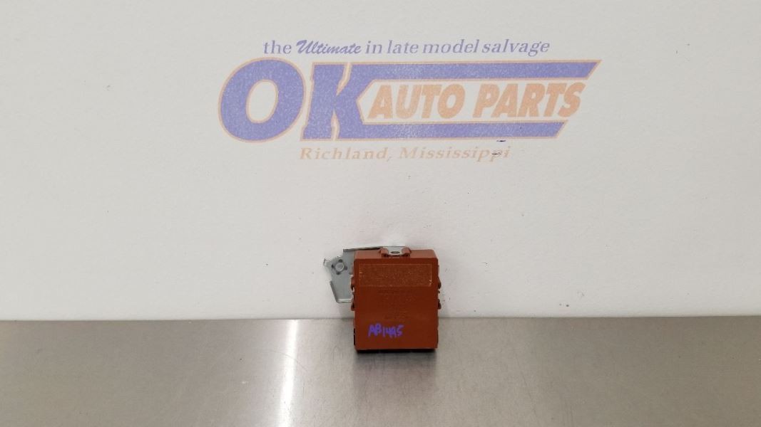 07 TOYOTA FJ CRUISER 4X2 DIFFERENTIAL LOCK CONTROL MODULE 8953335270